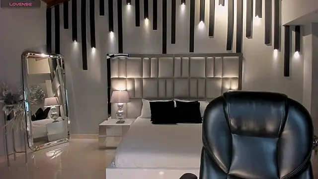 AgathaKondo  online show from 03/30/26, 12:11