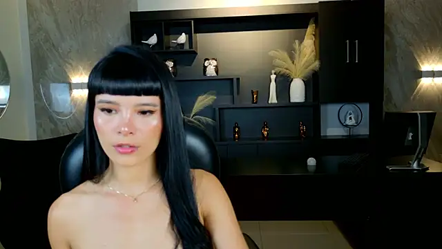 AgathaKondo  online show from 04/02/26, 08:39