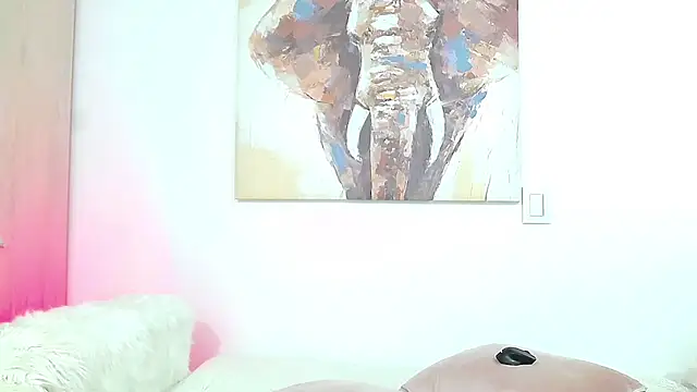 ParisRoux online show from 04/05/26, 08:50