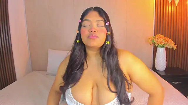 RileyDolly online show from 11/02/25, 03:20