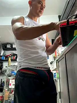 Terra-22cm online show from 10/12/25, 03:00