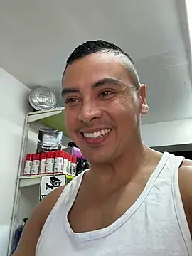 Snapshot of Terra-22cm chatting on 08/03/26, 01:49 Terra-22cm online show from 08/03/26, 01:49