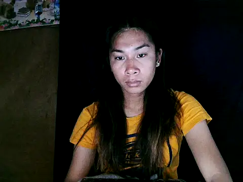 Snapshot of Asian_PrettyAle chatting on 10/14/25, 12:00 Asian PrettyAle online show from 10/14/25, 12:00