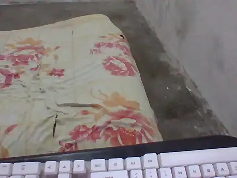 Snapshot of prettysexyxoxo chatting on 09/20/25, 06:03 prettysexyxoxo online show from 09/20/25, 06:03