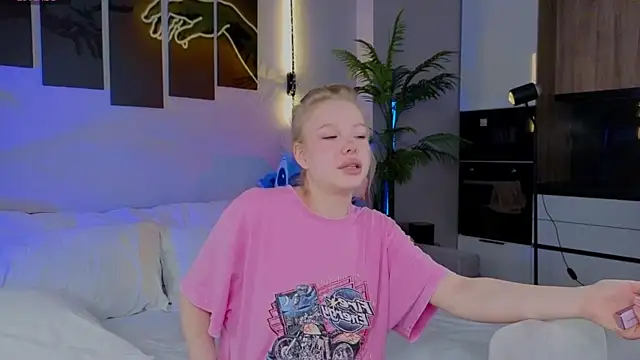 emilyshepar d online show from 04/21/26, 02:51