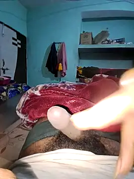 RAYI Queen 4 online show from 02/28/26, 08:21