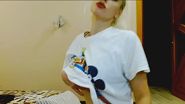 SatinQueen90 online show from 09/17/25, 05:14