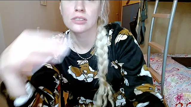 SatinQueen90 online show from 11/21/25, 08:35