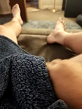 Snapshot of hubbyfun19 chatting on 11/01/25, 07:54 hubbyfun19 online show from 11/01/25, 07:54