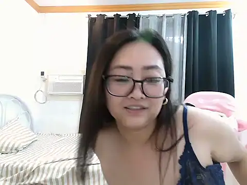 Snapshot of Wetmedaddyxxx chatting on 06/08/26, 02:01 Wetmedaddyxxx online show from 06/08/26, 02:01