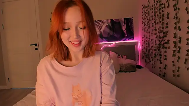 yuna loon online show from 11/05/25, 02:39