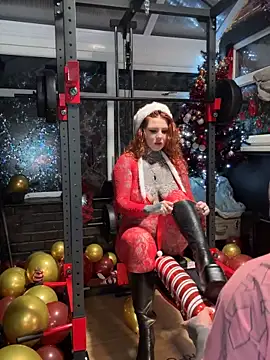 Snapshot of AlexandraWildd chatting on 11/26/25, 10:22 AlexandraWildd online show from 11/26/25, 10:22