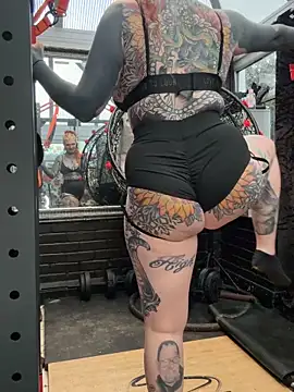 Snapshot of AlexandraWildd chatting on 03/25/26, 09:48 AlexandraWildd online show from 03/25/26, 09:48