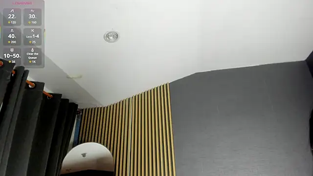 Gina 77 online show from 11/08/25, 12:16