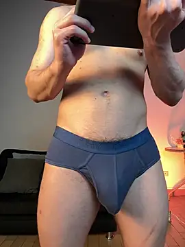 AlekBlake  online show from 03/05/26, 02:18