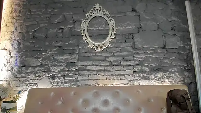 shygurl18 online show from 02/02/26, 06:01