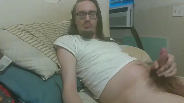 Snapshot of dandonn chatting on 06/09/26, 10:38 dandonn online show from 06/09/26, 10:38