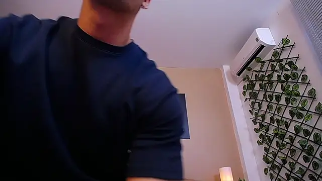 ChristopherBlack  online show from 12/17/25, 01:06