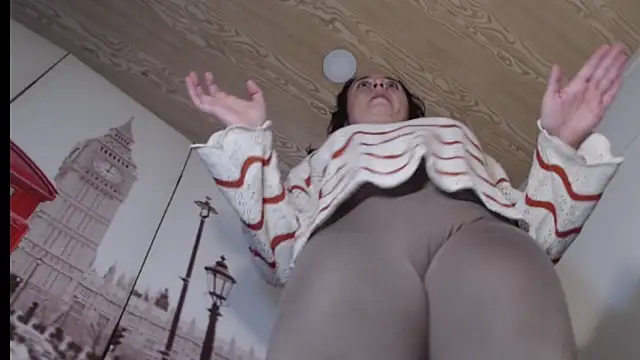 Milf Valeria online show from 02/10/26, 03:05