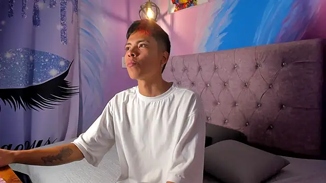 MaxiWildd online show from 09/23/25, 12:41