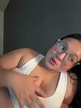 Snapshot of Kyleighc chatting on 02/06/26, 12:15 Kyleighc online show from 02/06/26, 12:15