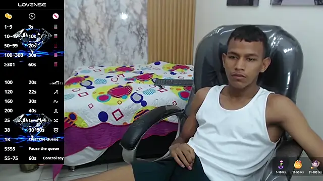 Snapshot of Rory_castro chatting on 10/15/25, 11:05 Rory castro online show from 10/15/25, 11:05