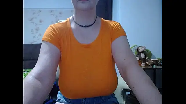 Snapshot of Mary_x chatting on 06/17/26, 03:09 Mary x online show from 06/17/26, 03:09