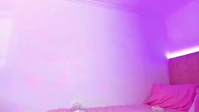 gabi steele online show from 12/03/25, 04:27