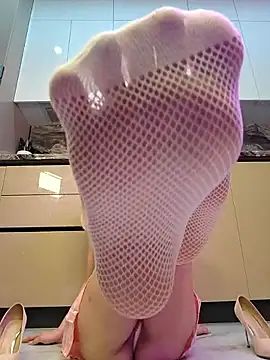 Snapshot of ThalinaFlame chatting on 01/05/26, 08:23 ThalinaFlame online show from 01/05/26, 08:23