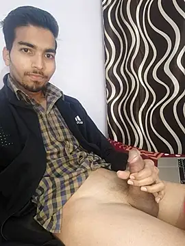 Snapshot of Sweetfucker_ chatting on 11/24/25, 07:52 Sweetfucker online show from 11/24/25, 07:52