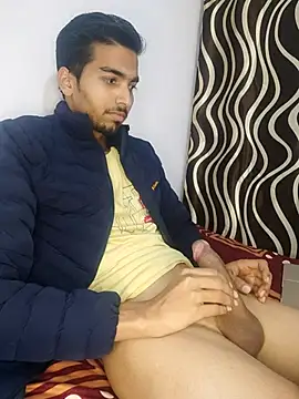 Snapshot of Sweetfucker_ chatting on 11/26/25, 09:10 Sweetfucker online show from 11/26/25, 09:10