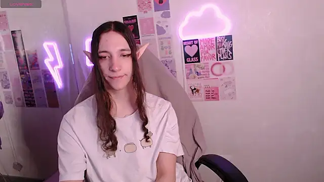 SilverMuse online show from 02/06/26, 09:40