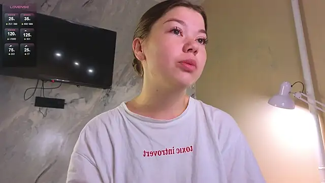 miss bubbles  online show from 10/06/25, 12:30