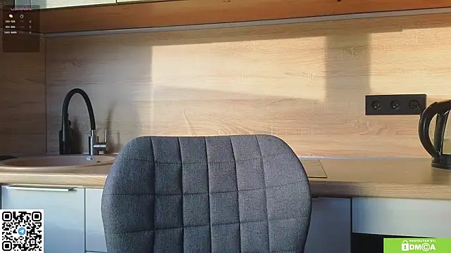 miss bubbles  online show from 04/25/26, 12:24