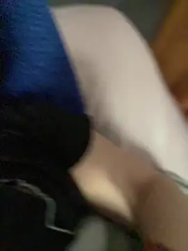 snow doll online show from 04/23/26, 02:30