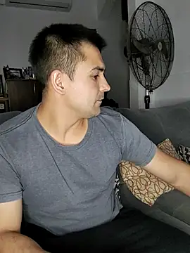 Bradd 32 online show from 04/10/26, 02:50