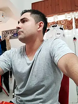 Bradd 32 online show from 04/13/26, 11:27