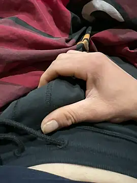 Snapshot of adiluci1 chatting on 03/15/26, 03:12 adiluci1 online show from 03/15/26, 03:12