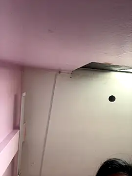 senciya online show from 11/24/25, 10:31