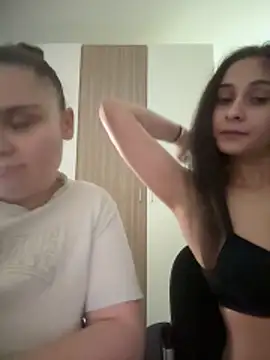 Snapshot of FemmeAffair chatting on 02/20/26, 07:47 FemmeAffair online show from 02/20/26, 07:47