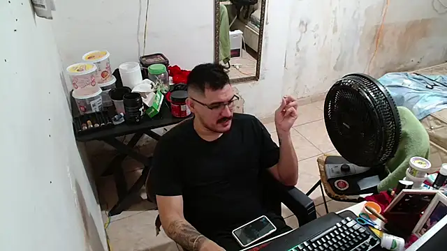 Leonino231 online show from 12/20/25, 02:40