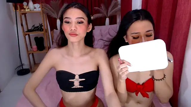 Snapshot of Amarah_Luna chatting on 09/24/25, 03:32 Amarah Luna online show from 09/24/25, 03:32