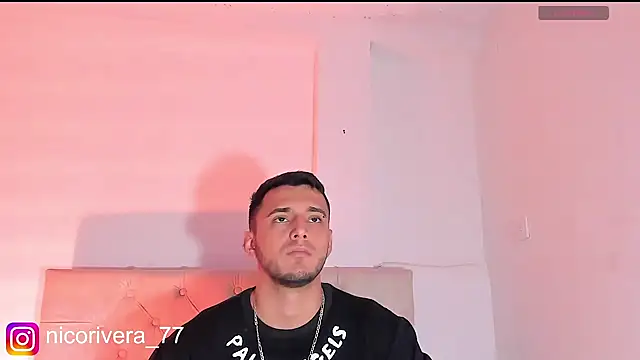 Snapshot of nico_rivera chatting on 09/25/25, 12:47 nico rivera online show from 09/25/25, 12:47