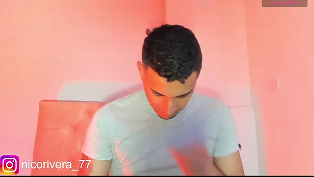 Snapshot of nico_rivera chatting on 10/05/25, 03:27 nico rivera online show from 10/05/25, 03:27