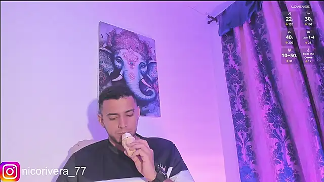 Snapshot of nico_rivera chatting on 11/05/25, 02:44 nico rivera online show from 11/05/25, 02:44