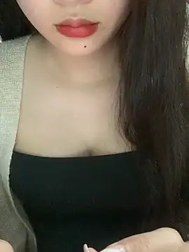 Linhtruong  online show from 11/22/25, 12:26