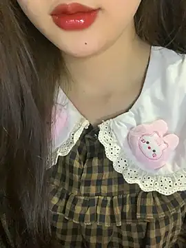 Linhtruong  online show from 02/01/26, 04:11