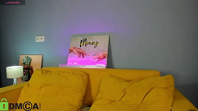 Adelina Bliss online show from 06/05/26, 11:49