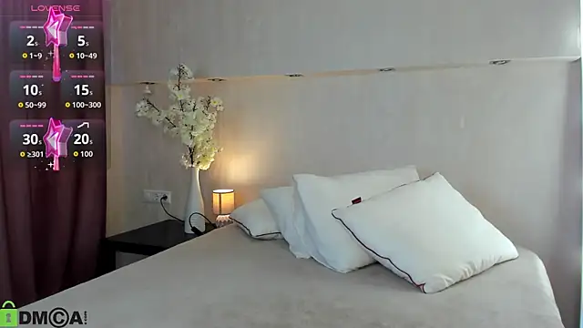 Adelina Bliss online show from 06/06/26, 01:11