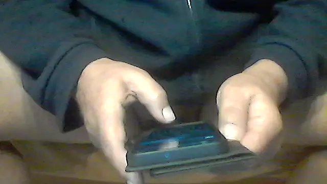 Snapshot of Knabenpenis@xh chatting on 10/25/25, 07:16 Knabenpenisxh online show from 10/25/25, 07:16